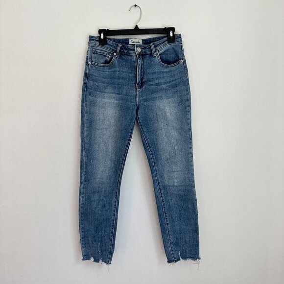 Vernacular Distressed Denim Jeans - Picture 5 of 7